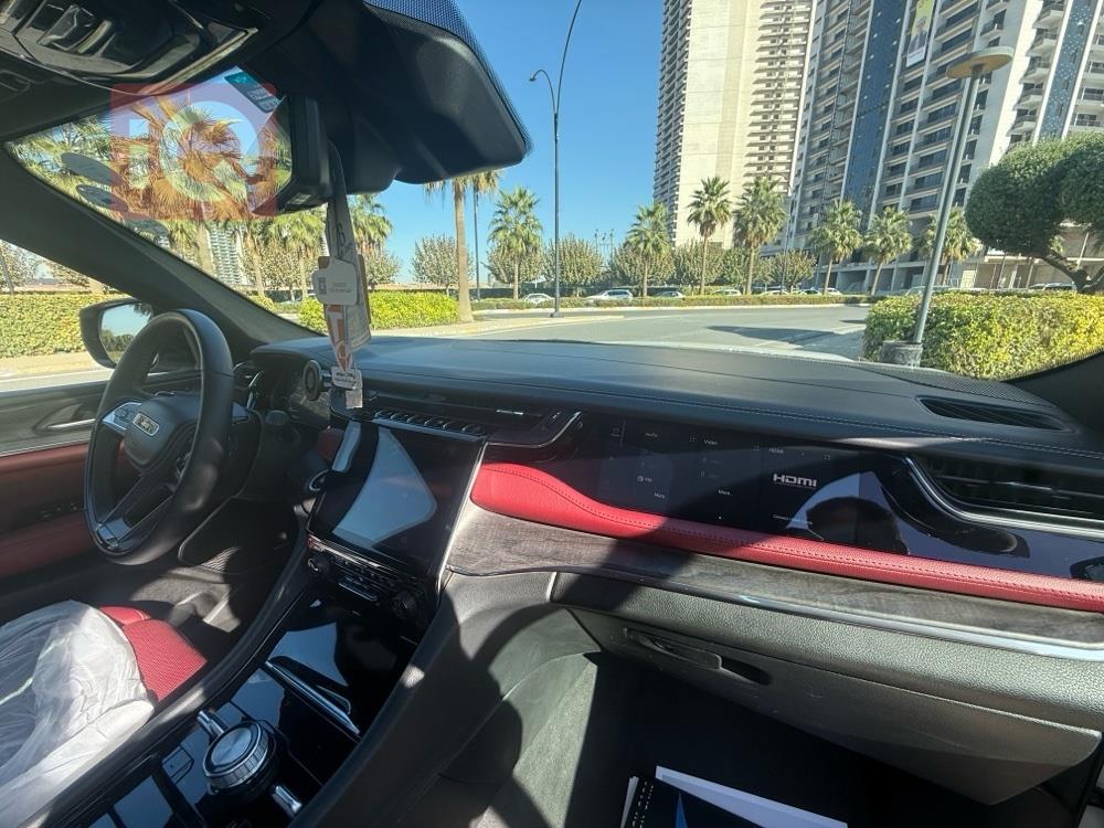 جيب جراند شيروكي